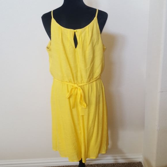 💛 NWOT Canary Yellow Summer Dress💛Size L - Picture 5 of 6